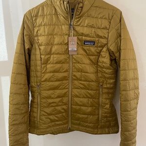 Patagonia women’s micro puffy